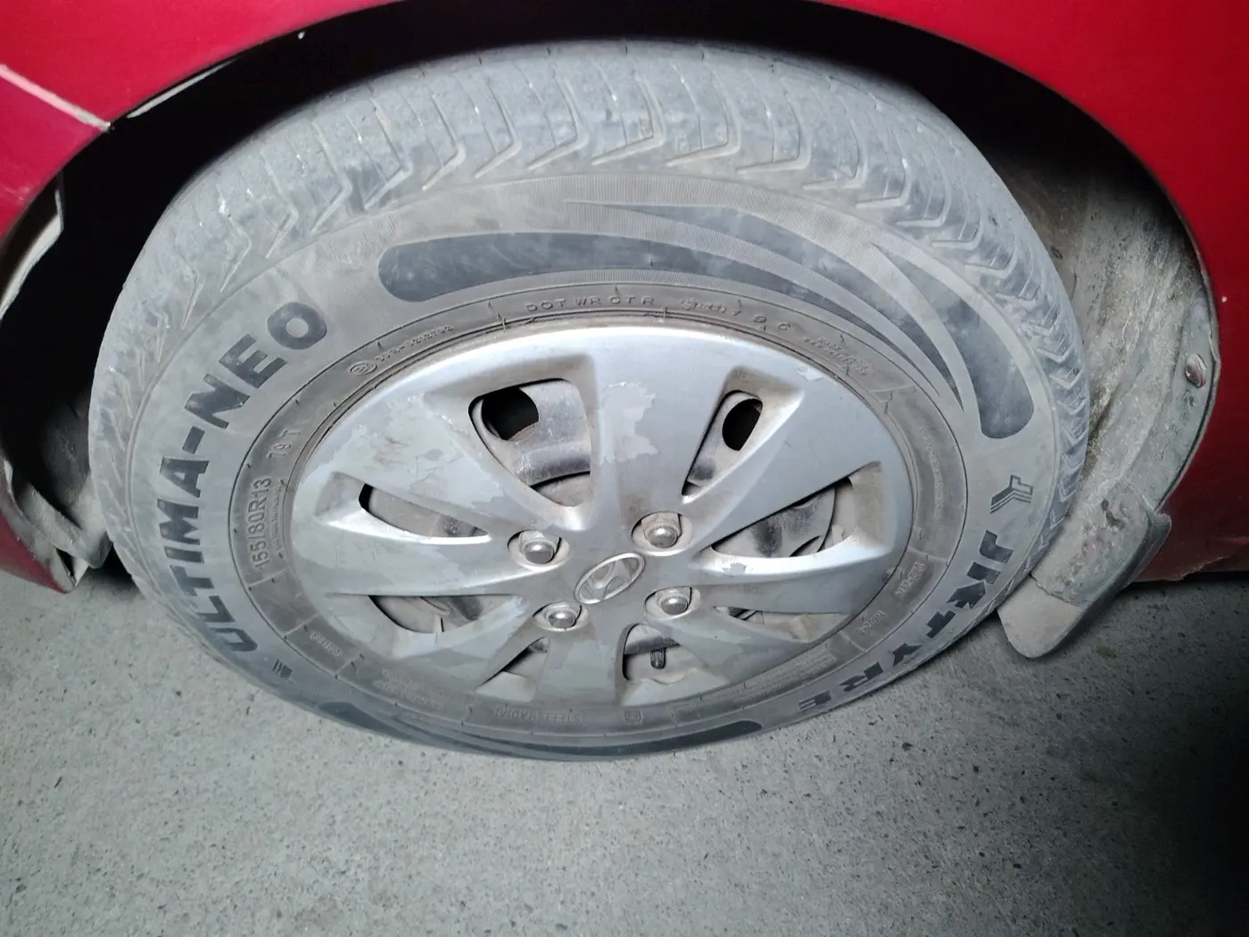 2012 Hyundai i10 MAGNA 1.2, Petrol, Manual, 92,794 km, tyre