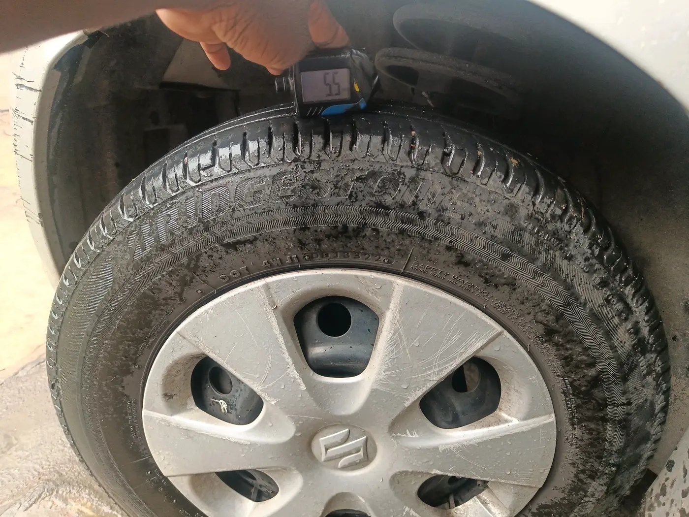 2011 Maruti Ritz VXI, Petrol, Manual, 76,087 km, tyre