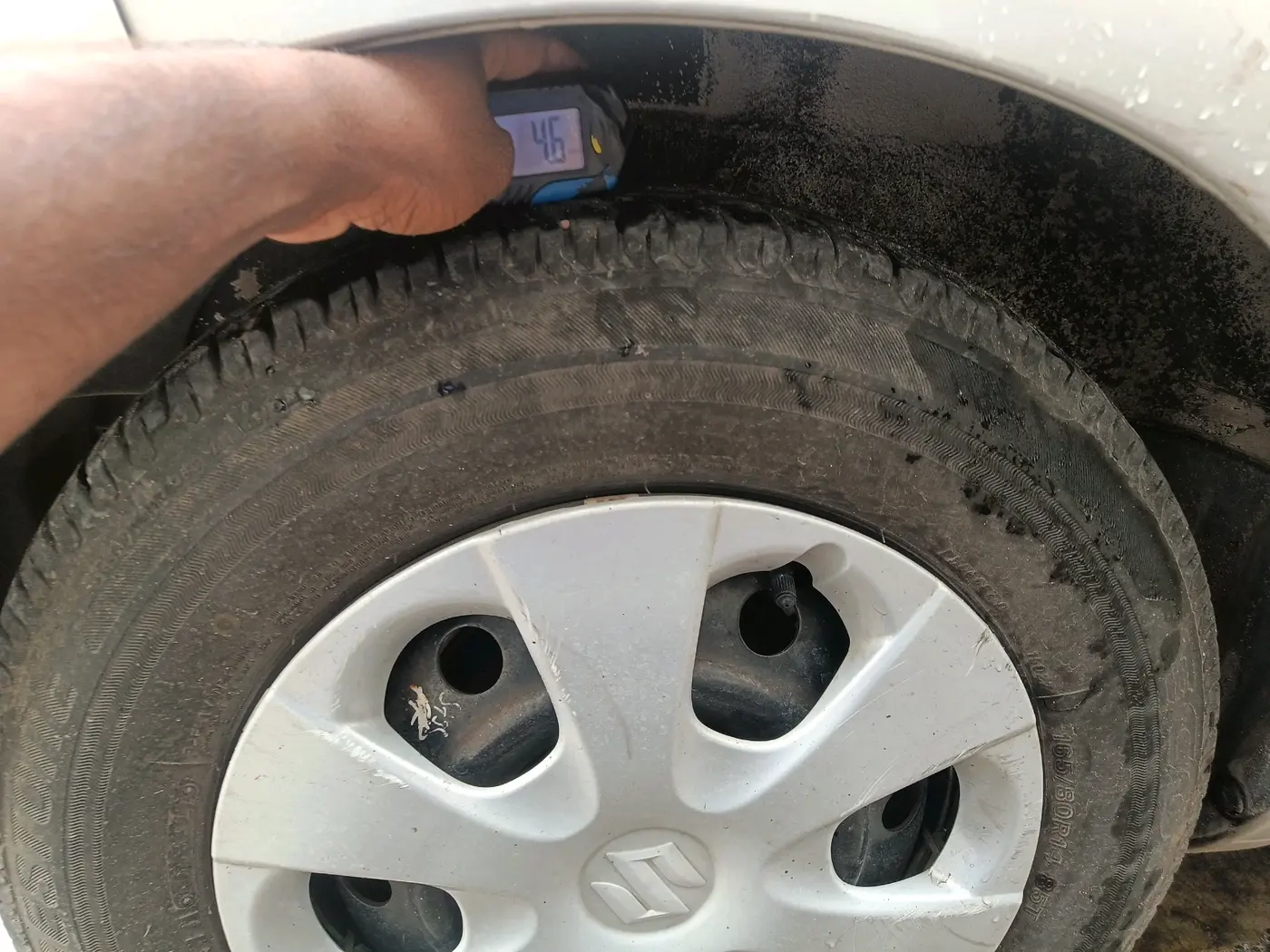 2011 Maruti Ritz VXI, Petrol, Manual, 76,087 km, tyre