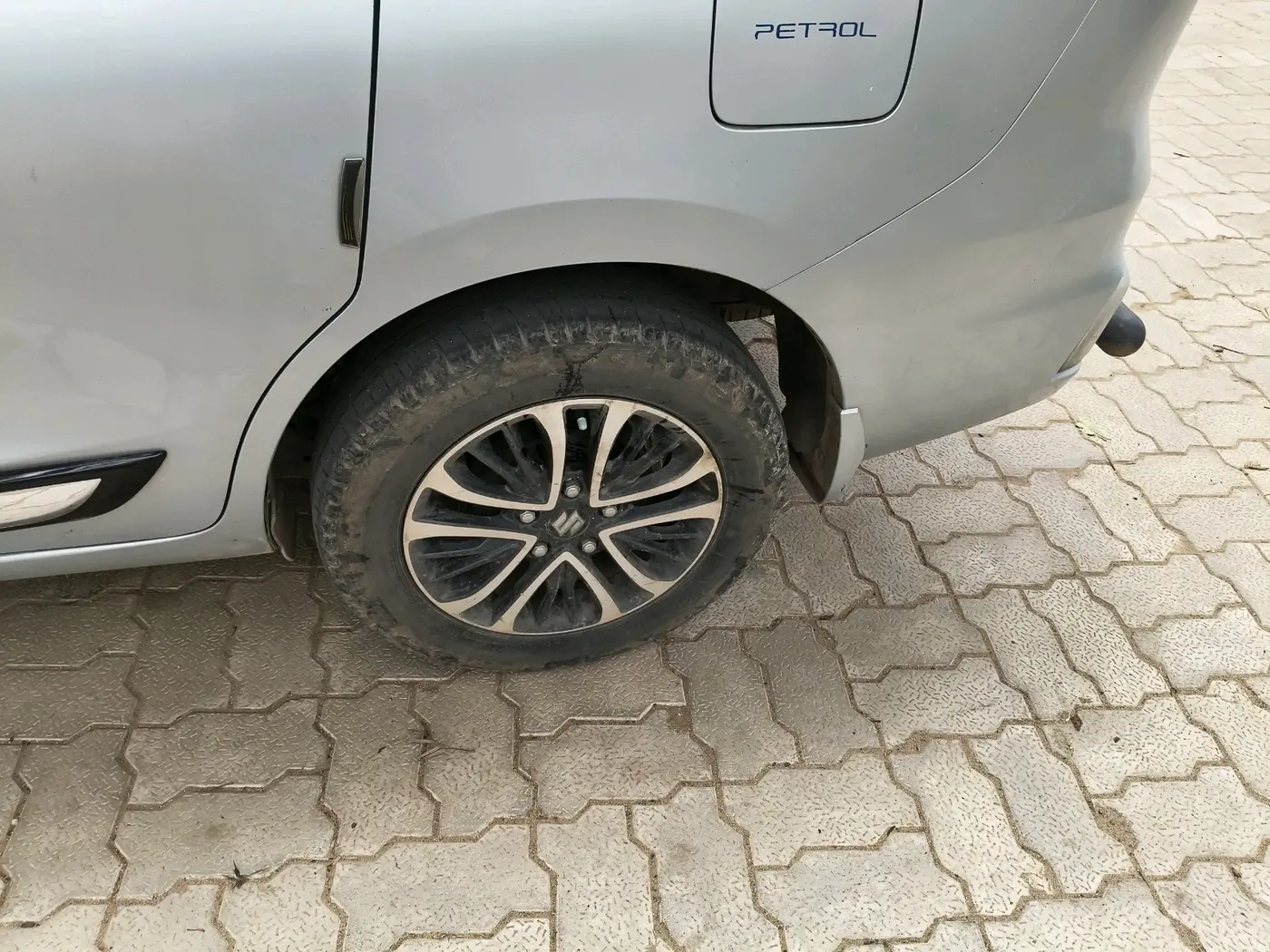 2022 Maruti Ertiga ZXI+ SHVS, Petrol, Manual, 75,809 km, tyre