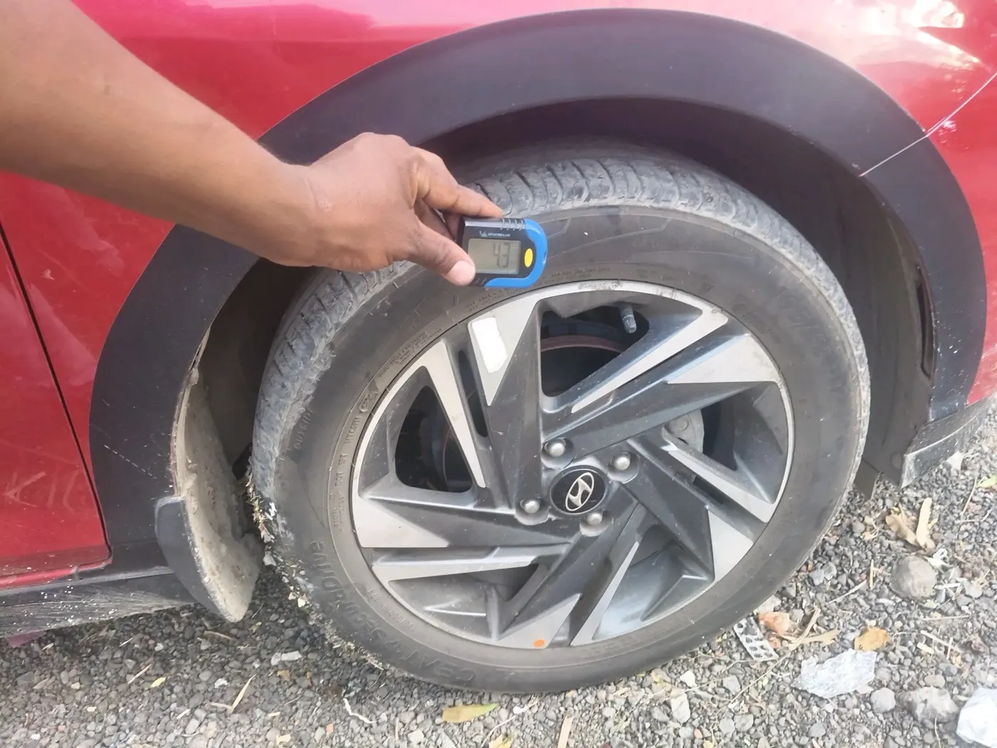 2020 Hyundai NEW I20 ASTA 1.2 MT, Petrol, Manual, 37,522 km, tyre