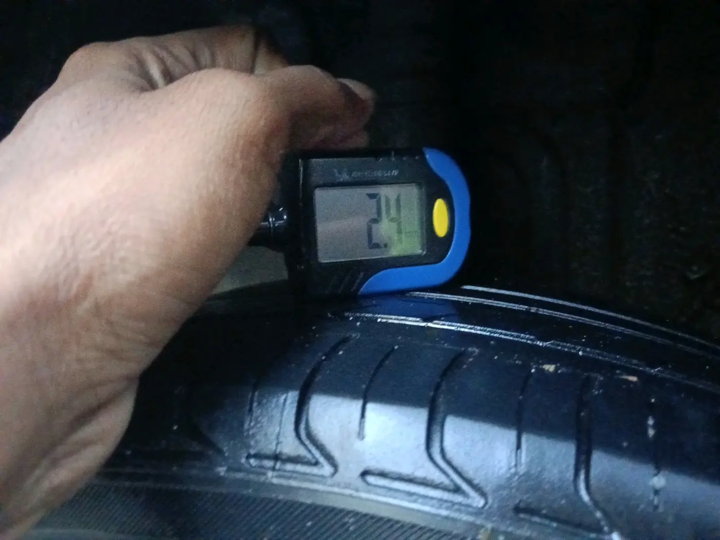 2021 Tata PUNCH ACCOMPLISHED MT, Petrol, Manual, 1,15,173 km, tyre