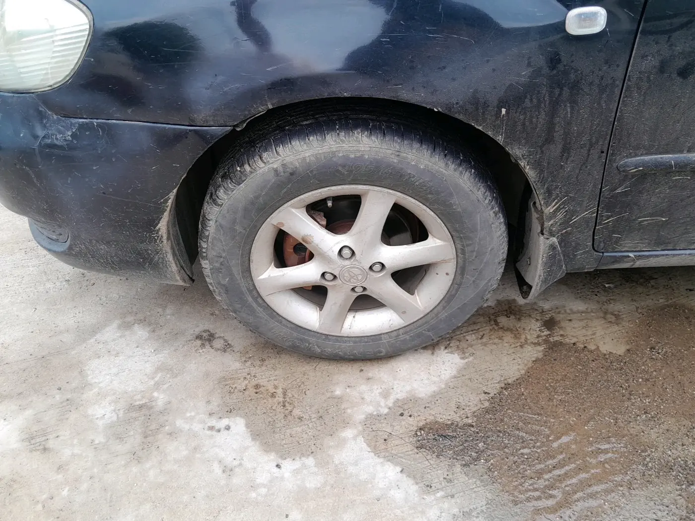 2006 Toyota Corolla H1 J 1.8, CNG, Manual, 79,589 km, tyre