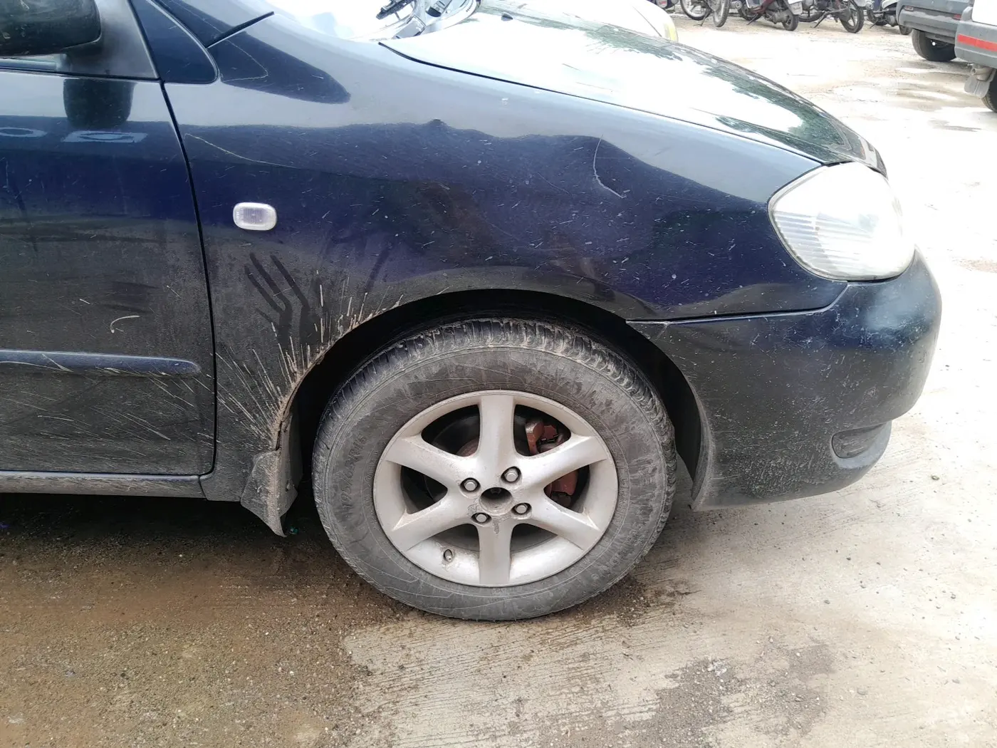2006 Toyota Corolla H1 J 1.8, CNG, Manual, 79,589 km, tyre