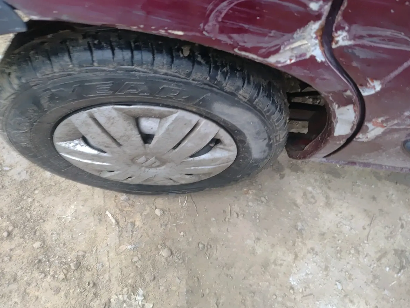 2011 Maruti Alto LXI, CNG, Manual, 95,603 km, tyre