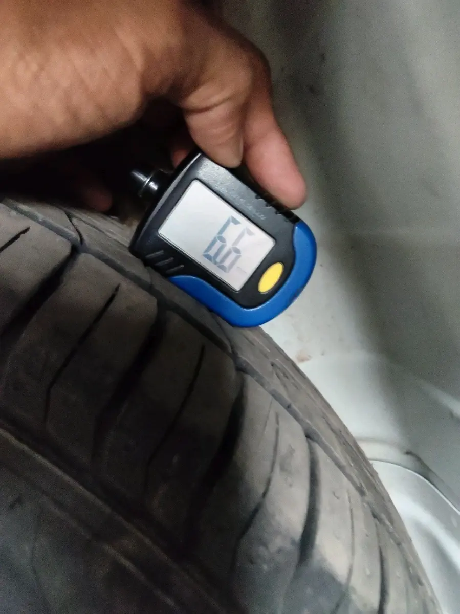 2023 Tata PUNCH PURE MT, Petrol, Manual, 36,382 km, tyre