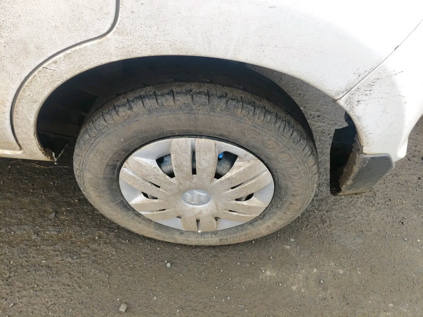 2018 Maruti Alto 800 VXI, Petrol, Manual, 94,355 km, tyre