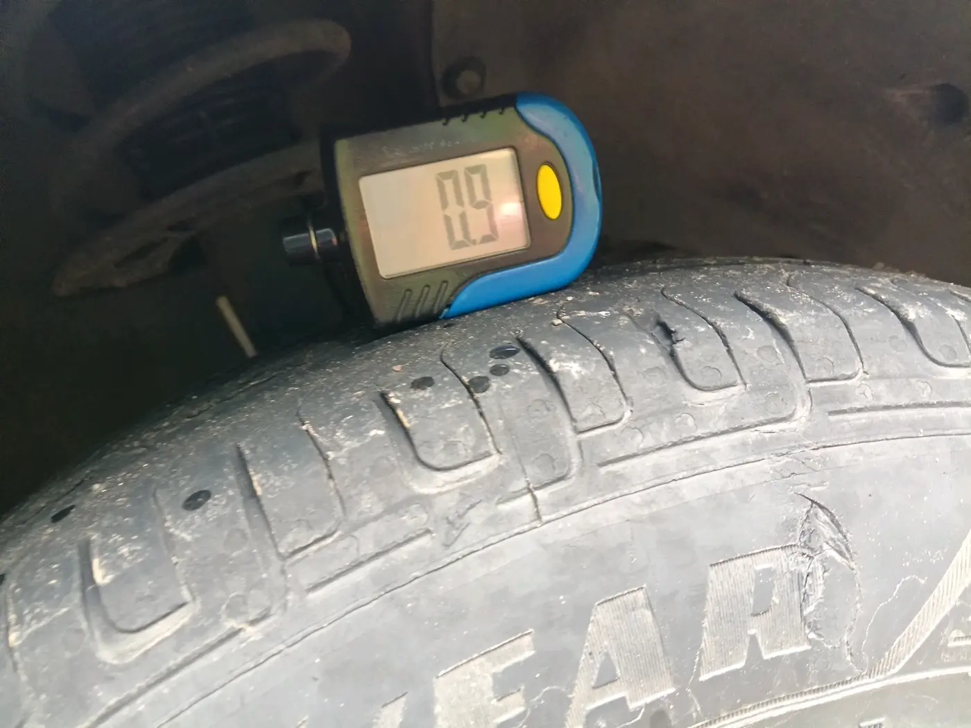 2018 Maruti Dzire VXI, Petrol, Manual, 87,928 km, tyre