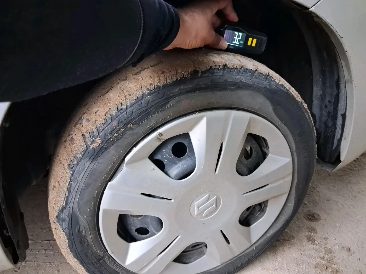 2018 Maruti Wagon R 1.0 VXI, Petrol, Manual, 25,215 km, tyre