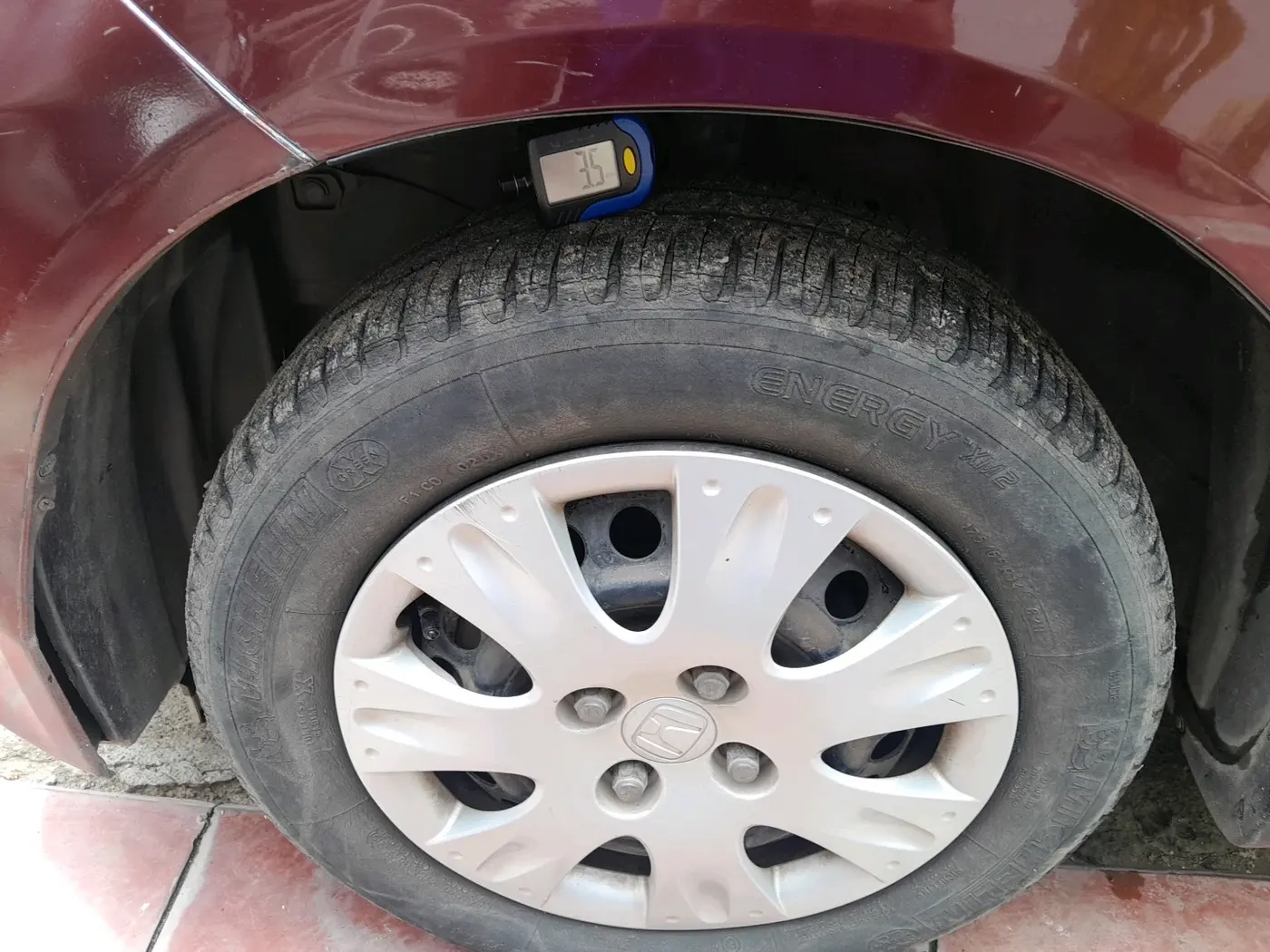2014 Honda Amaze 1.2L I-VTEC S, Petrol, Manual, 79,739 km, tyre