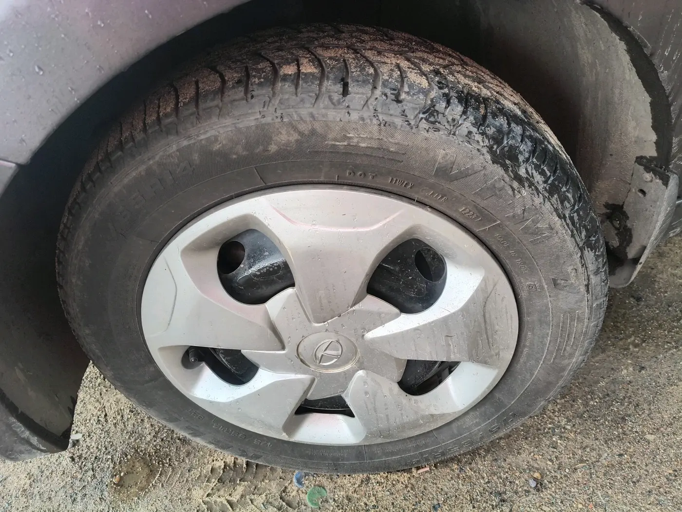 2018 Tata Tiago XT PETROL, Petrol, Manual, 34,608 km, tyre