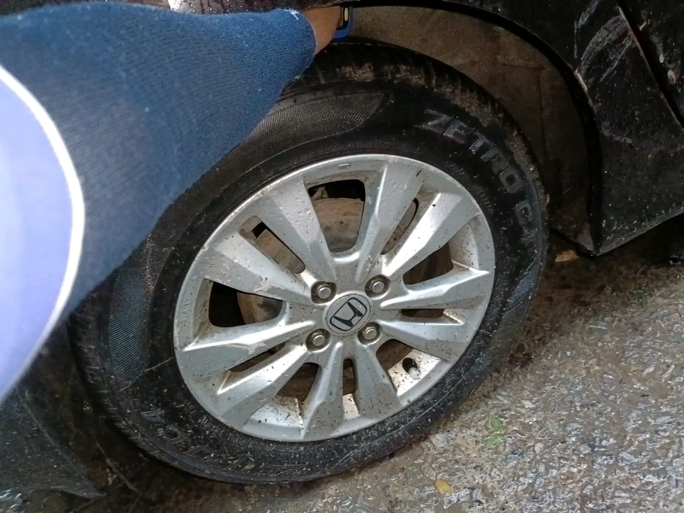 2012 Honda City 1.5L I-VTEC V MT, CNG, Manual, 1,28,424 km, tyre