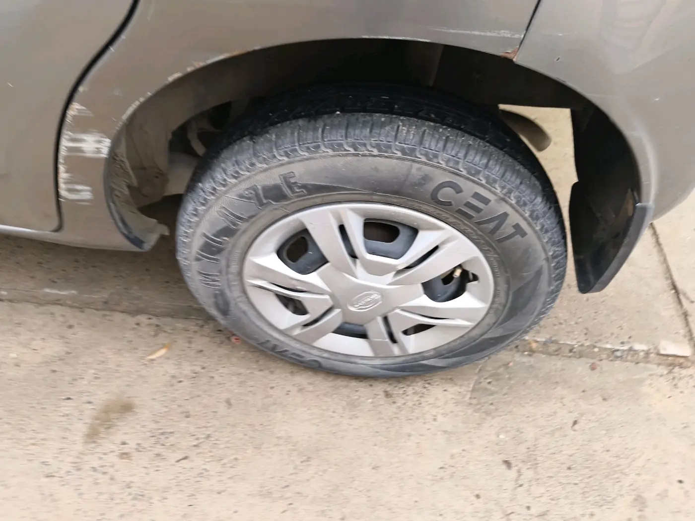 2019 Datsun Redi Go S, Petrol, Manual, 13,614 km, tyre