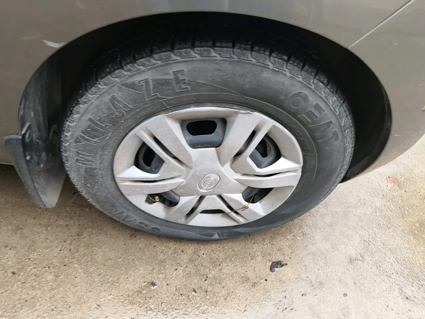 2019 Datsun Redi Go S, Petrol, Manual, 13,614 km, tyre