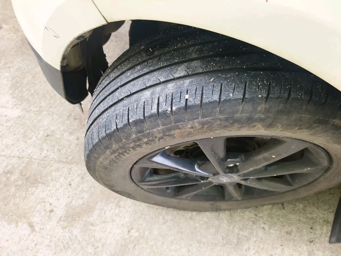 2018 Ford Ecosport TITANIUM 1.5L PETROL, Petrol, Manual, 93,193 km, tyre