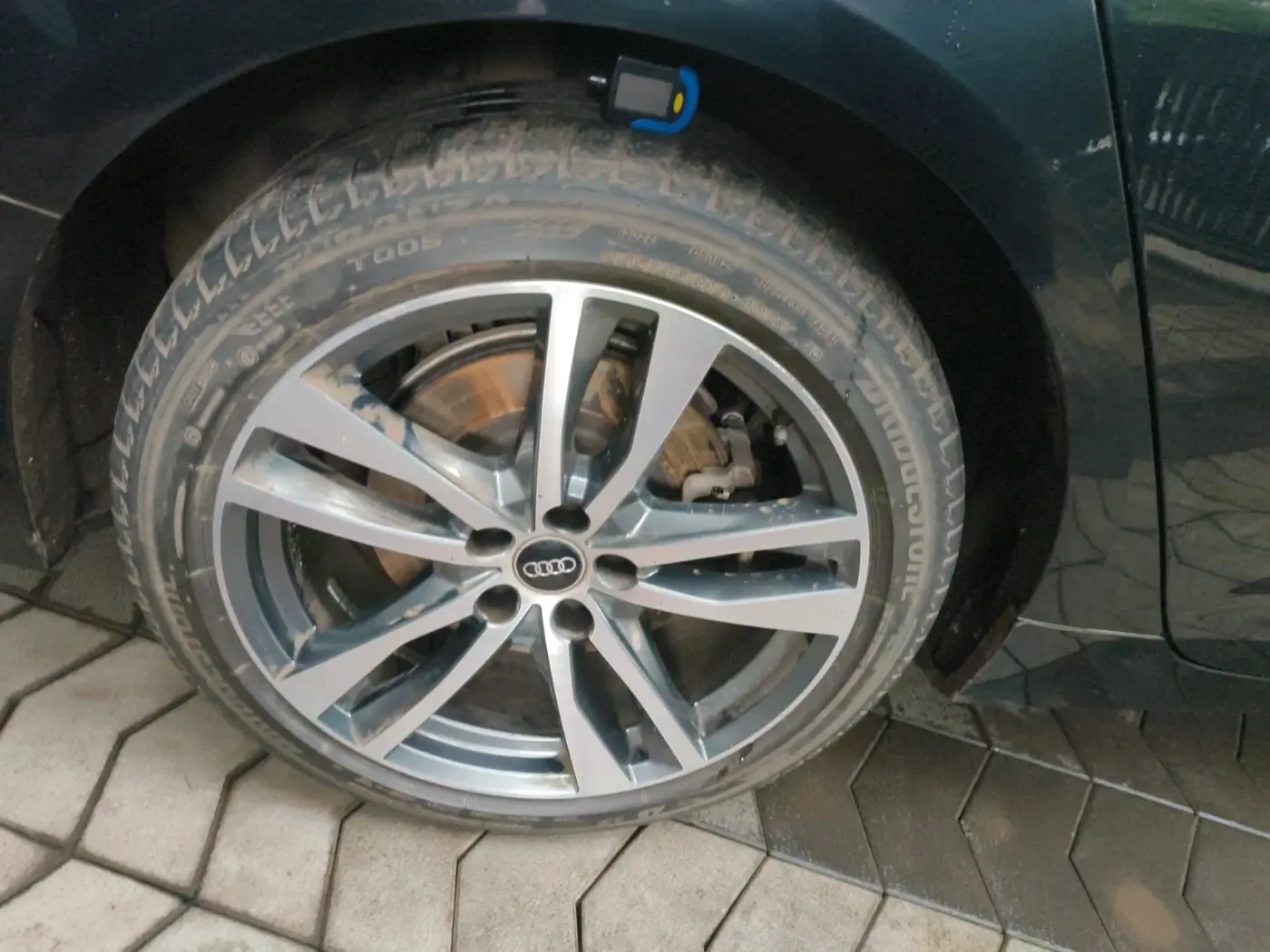 2022 Audi A6 45 TFSI TECHNOLOGY, Petrol, Automatic, 25,187 km, tyre