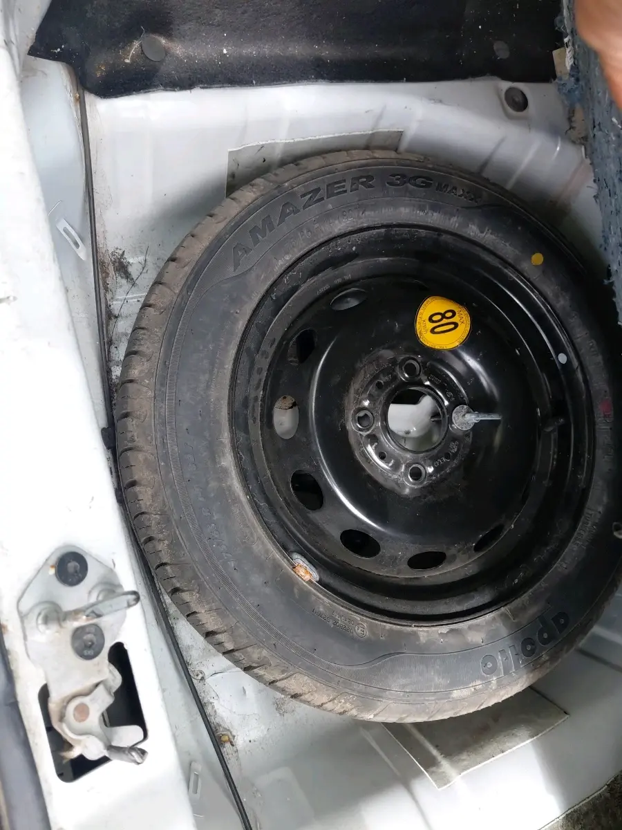 2019 Tata Tiago XZ PLUS PETROL, Petrol, Manual, 85,343 km, tyre