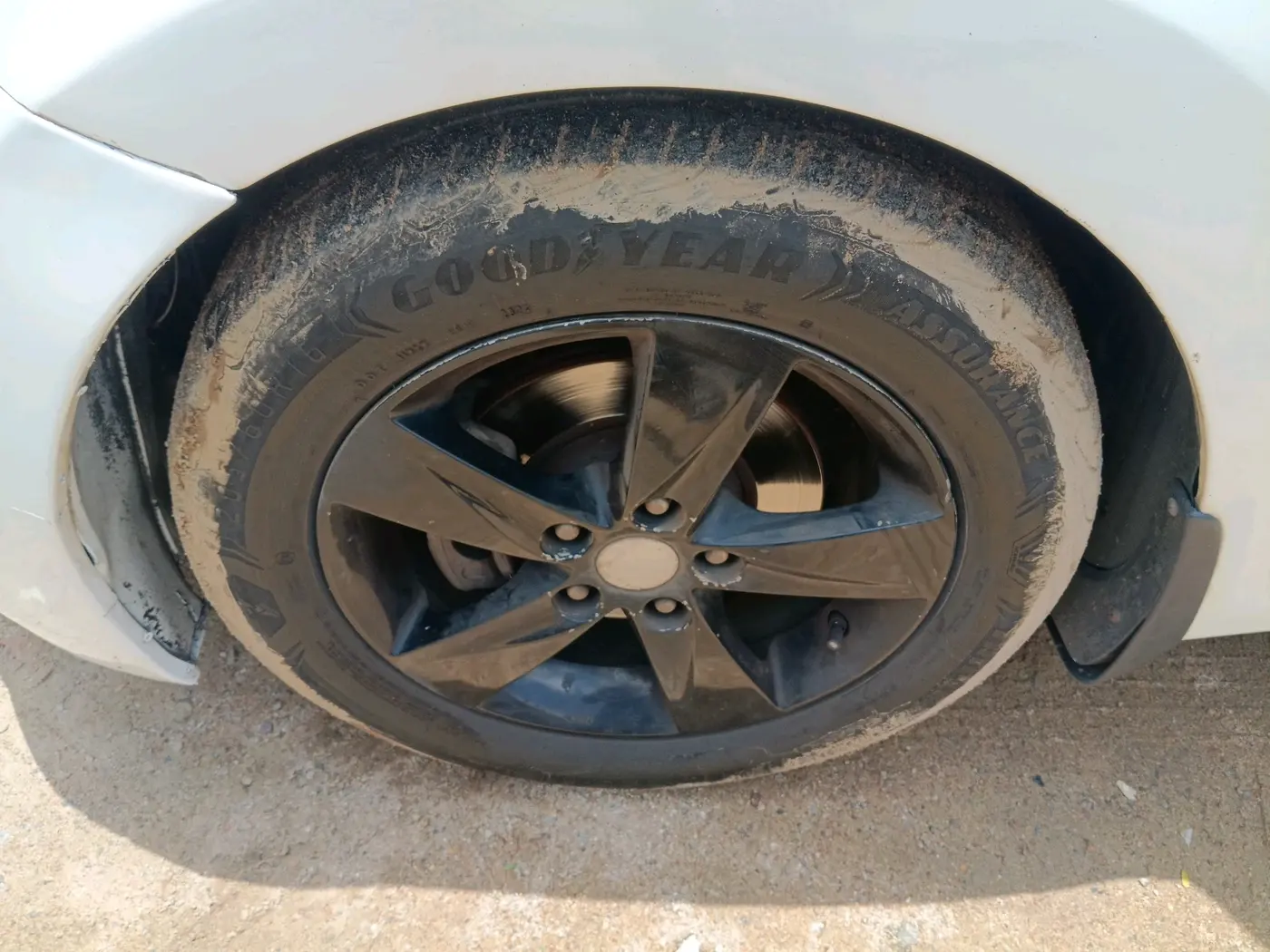 2014 Hyundai New Elantra 1.6 SX MT DIESEL, Diesel, Manual, 89,191 km, tyre