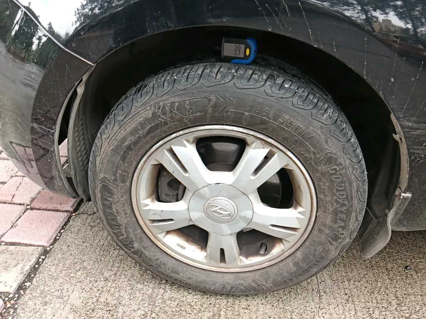 2011 Hyundai i20 ASTA 1.4 AT, Petrol, Automatic, 97,312 km, tyre