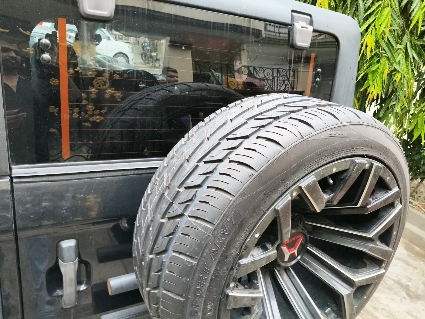 2022 Mahindra Thar LX D AT 4WD HT, Diesel, Automatic, 51,071 km, tyre