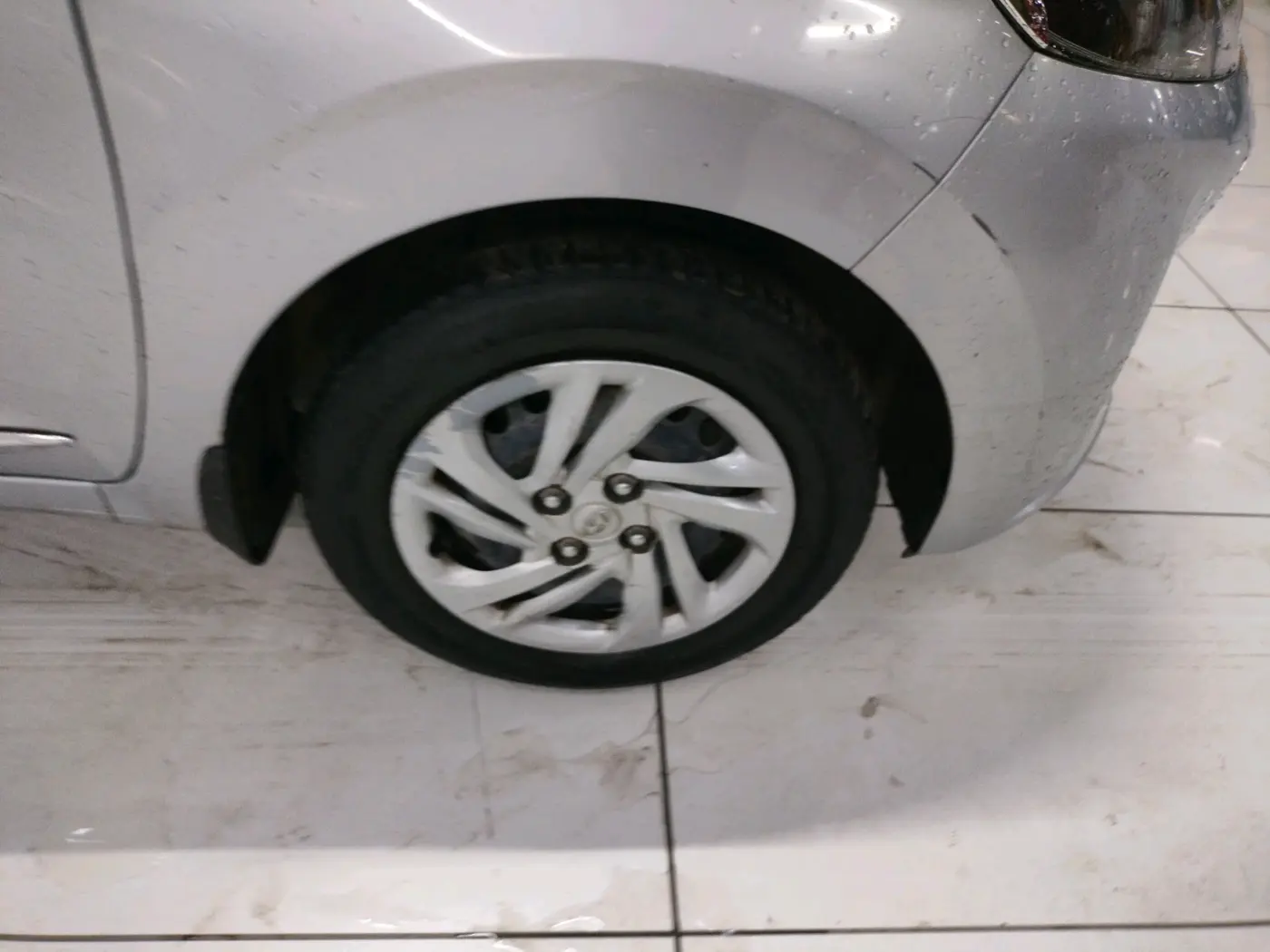 2022 Hyundai AURA S 1.2 CNG, CNG, Manual, 66,780 km, tyre
