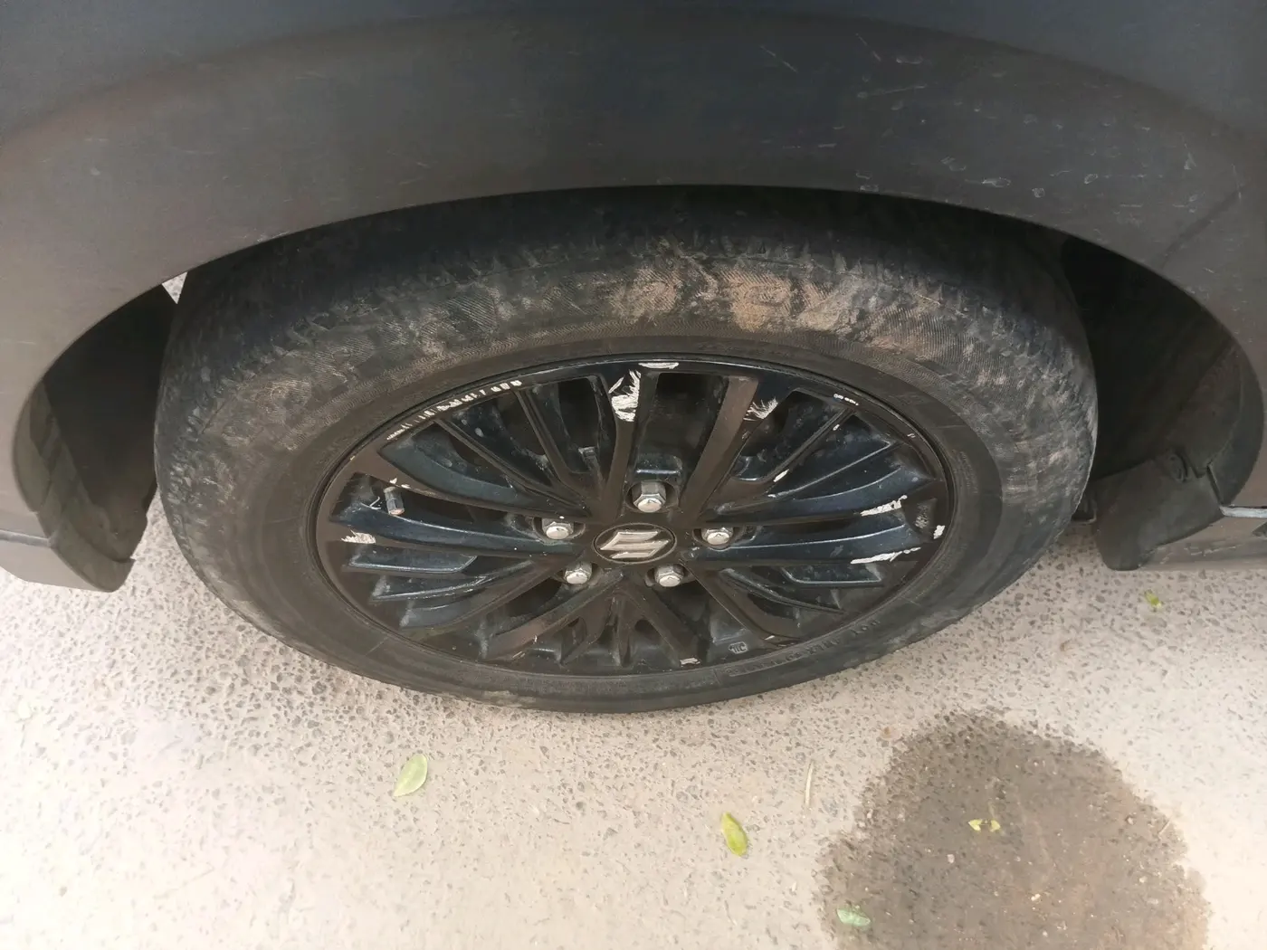 2019 Maruti XL6 ZETA AT, Petrol, Automatic, 78,466 km, tyre