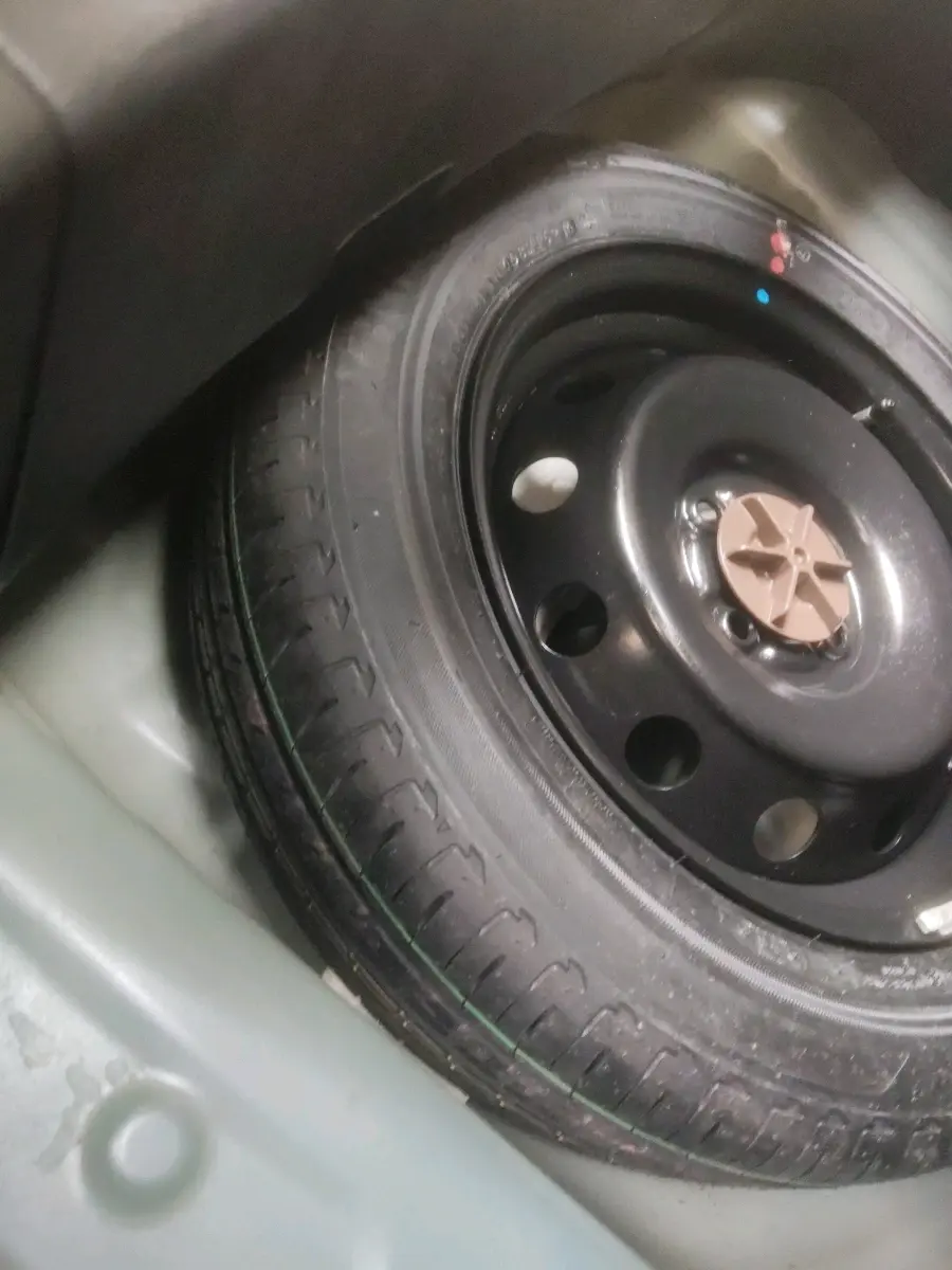 2021 Maruti IGNIS DELTA 1.2, Petrol, Manual, 17,669 km, tyre