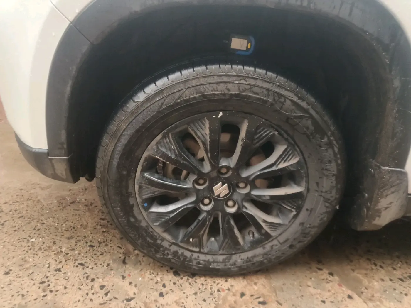 2021 Maruti Vitara Brezza ZXI, CNG, Manual, 59,431 km, tyre