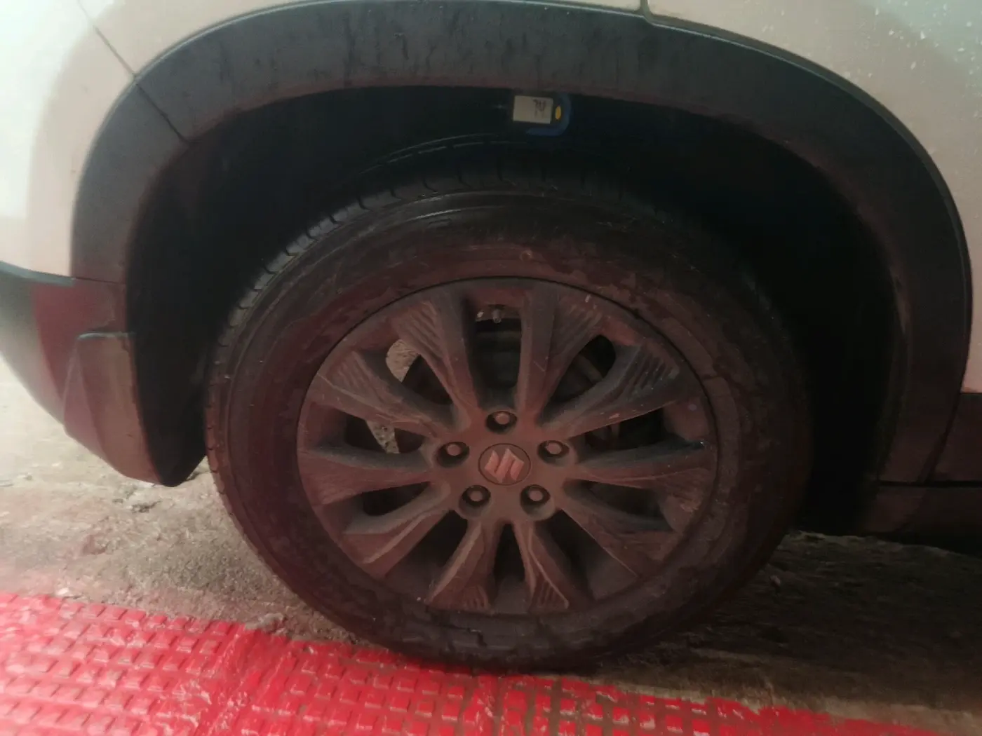 2021 Maruti Vitara Brezza ZXI, CNG, Manual, 59,431 km, tyre