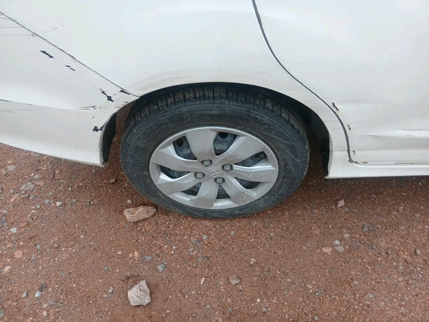 2014 Honda Mobilio 1.5L I-VTEC S, Petrol, Manual, 73,467 km, tyre