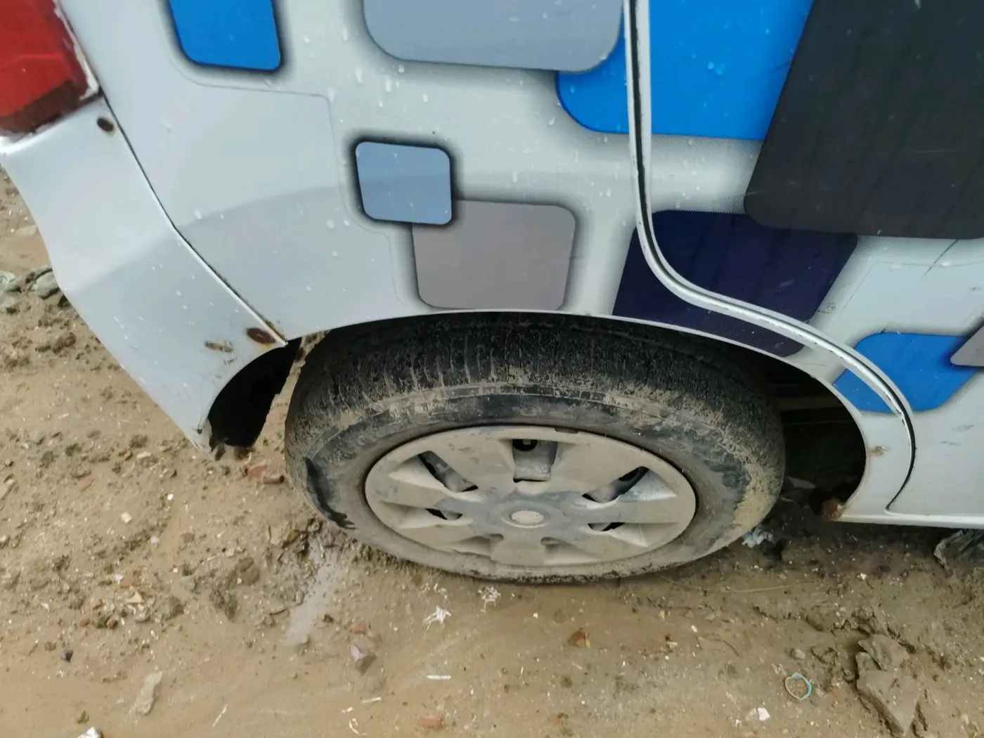 2016 Maruti Wagon R 1.0 LXI CNG, CNG, Manual, 1,11,441 km, tyre