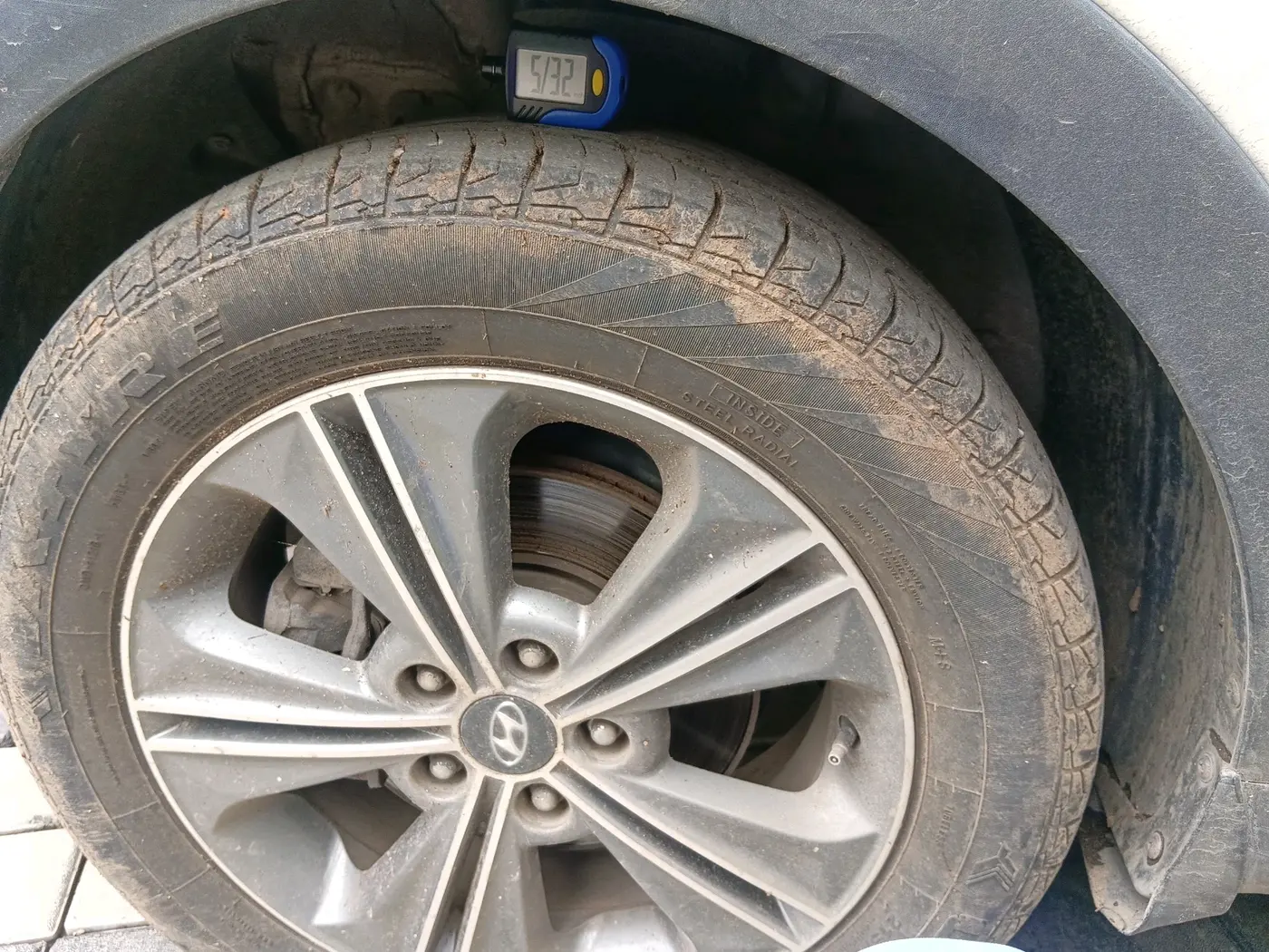 2016 Hyundai Creta SX PLUS 1.6 PETROL, Petrol, Manual, 1,08,608 km, tyre