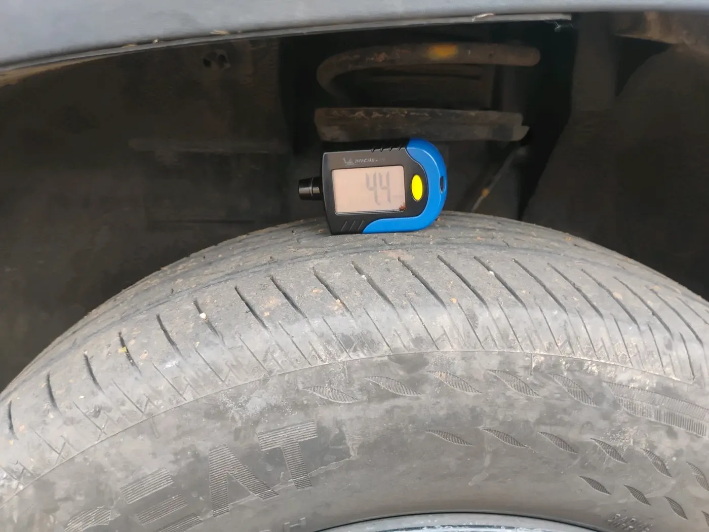2025 Tata PUNCH Accomplished Plus (S) iCNG, CNG, Manual, 18,981 km, tyre