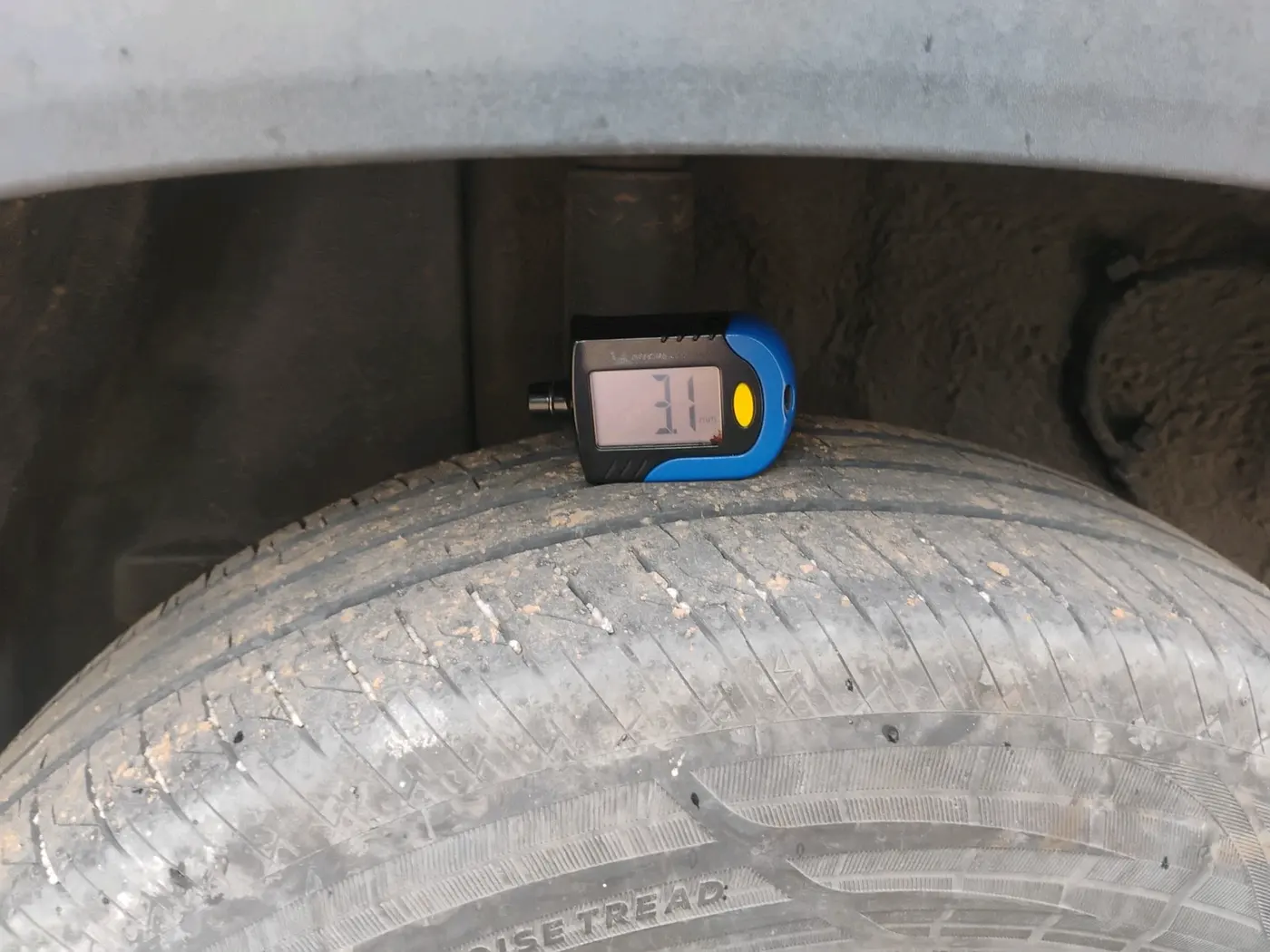 2025 Tata PUNCH Accomplished Plus (S) iCNG, CNG, Manual, 18,981 km, tyre