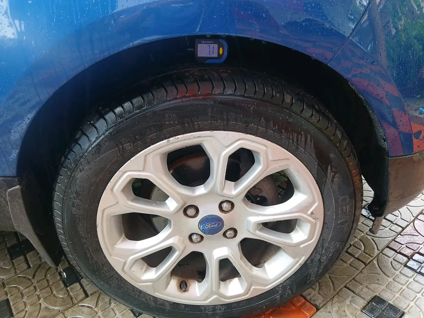 2017 Ford Ecosport TITANIUM + 1.5L PETROL AT, Petrol, Automatic, 61,259 km, tyre