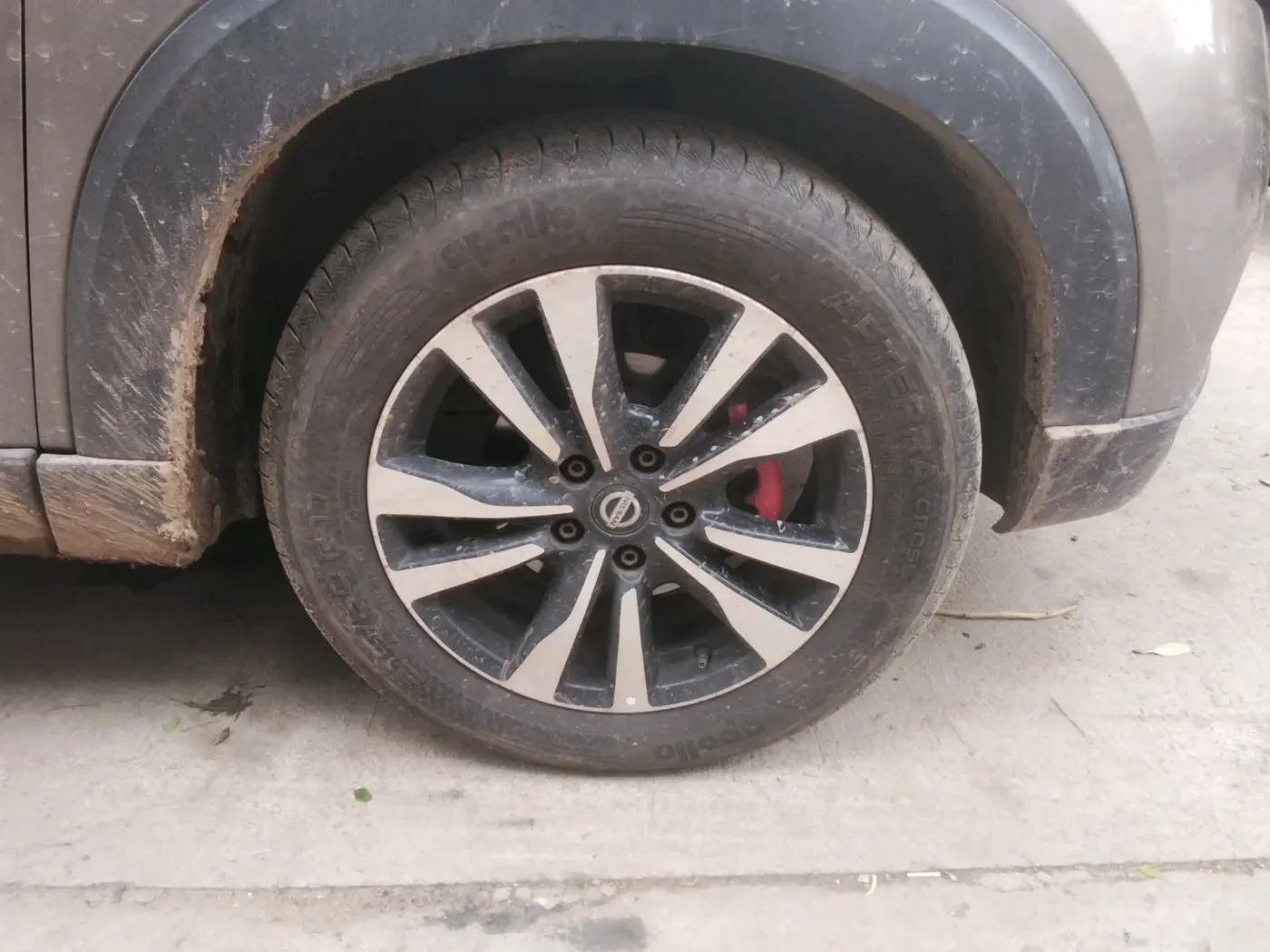 2021 Nissan Kicks XV PREMIUM (O) TURBO 1.3, Petrol, Manual, 63,954 km, tyre