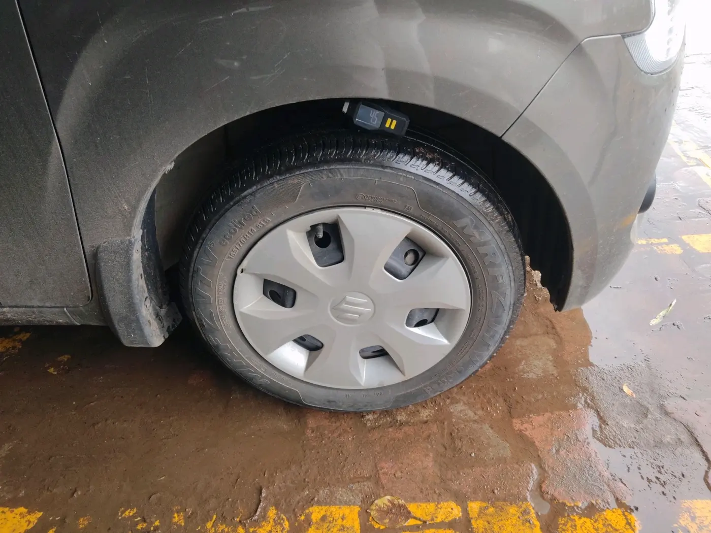 2023 Maruti New Wagon-R VXI CNG 1.0, CNG, Manual, 50,618 km, tyre