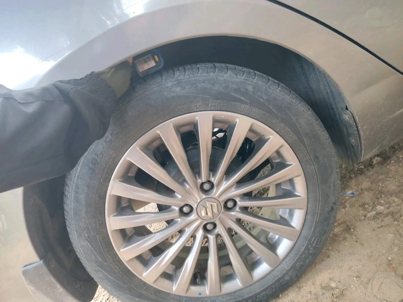 2017 Maruti Ciaz S 1.4 MT PETROL, CNG, Manual, 87,588 km, tyre