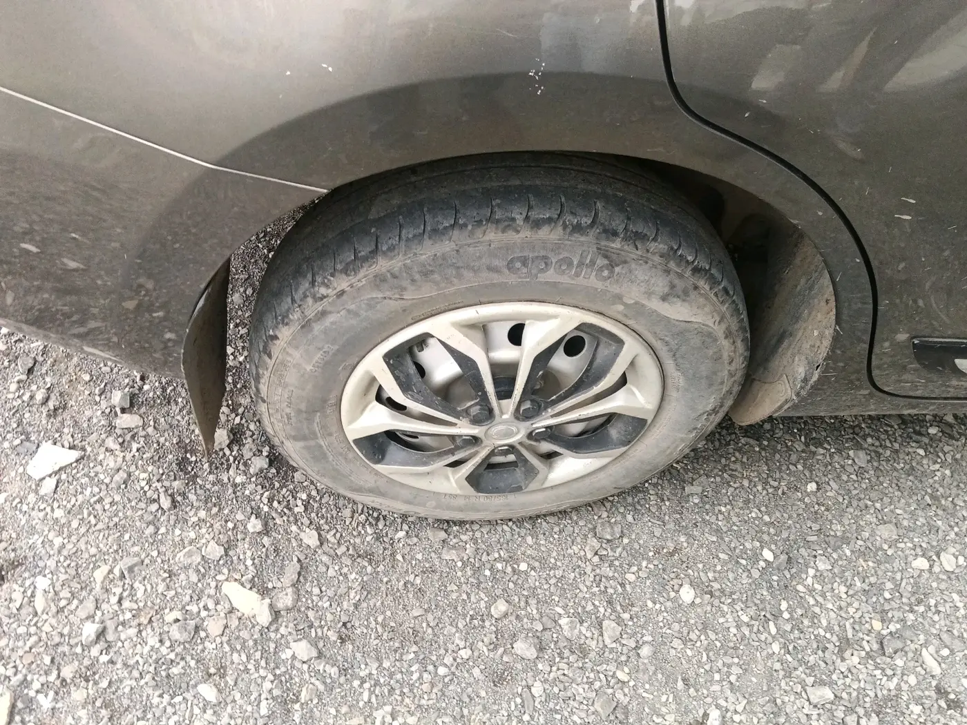 2021 Maruti Dzire LXI, Petrol, Manual, 46,532 km, tyre