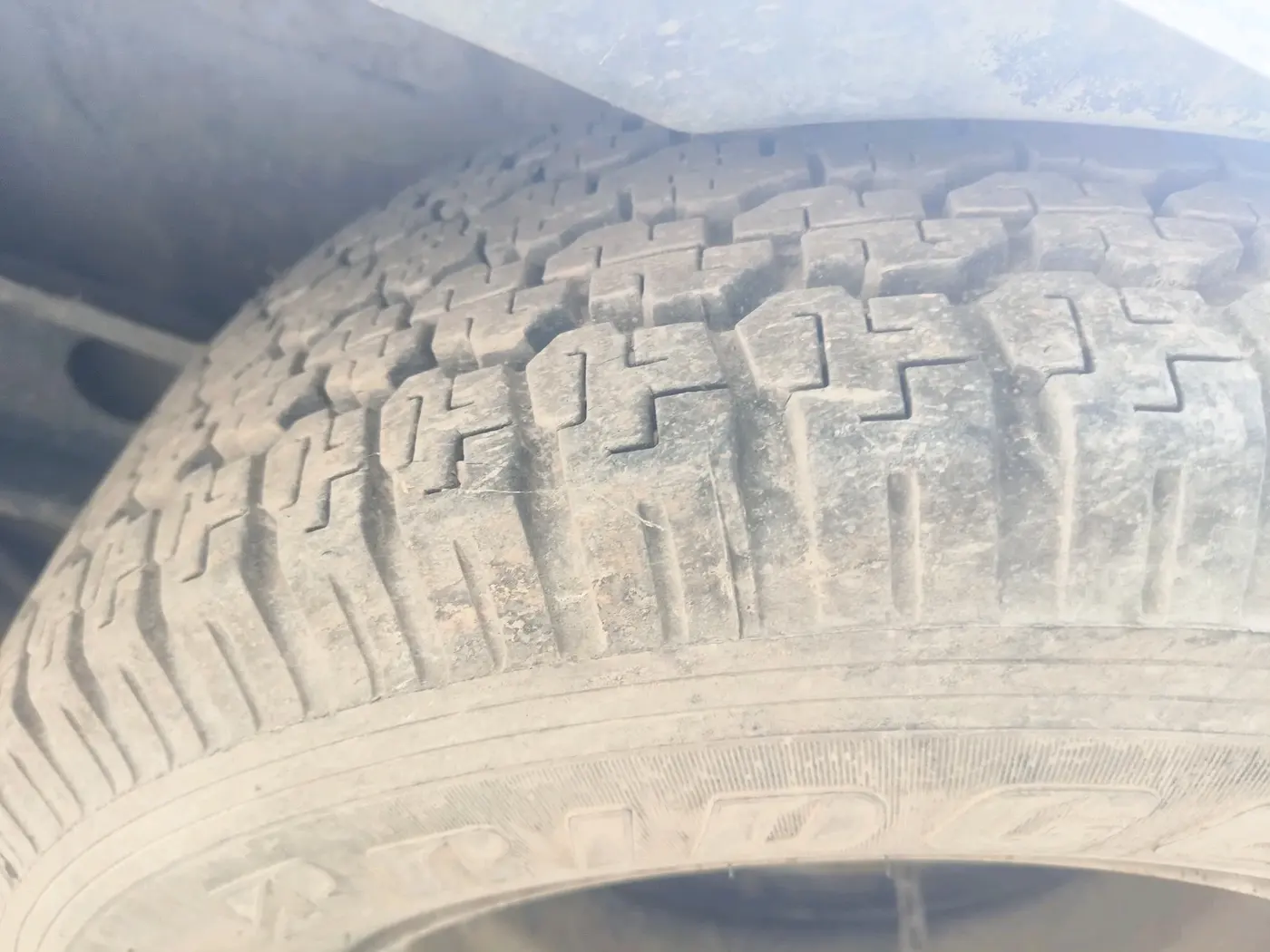 2018 Tata Hexa XT 4X2 6 STR, Diesel, Manual, 1,61,650 km, tyre