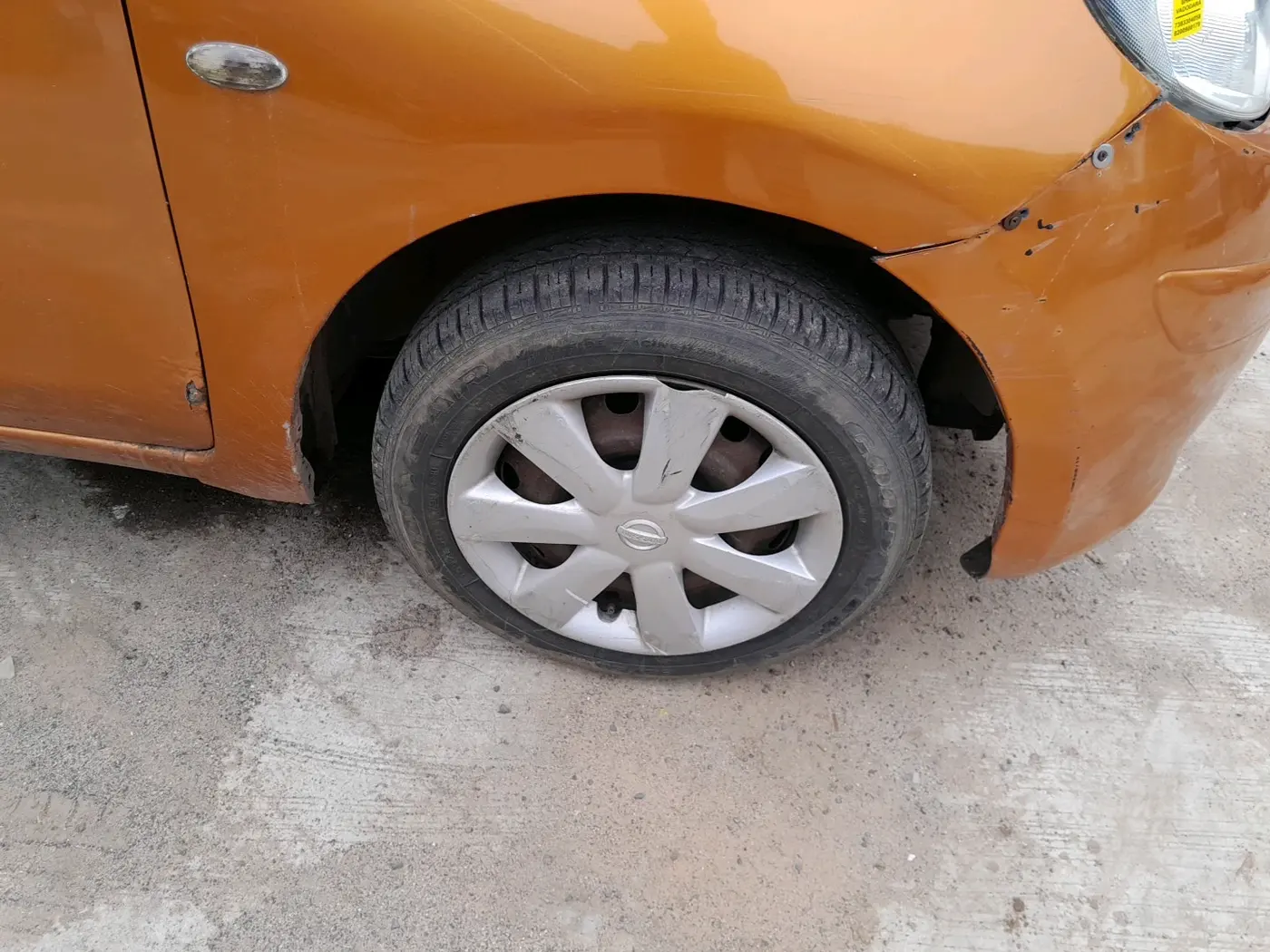 2012 Nissan Micra XV PETROL, Petrol, Manual, 2,01,096 km, tyre