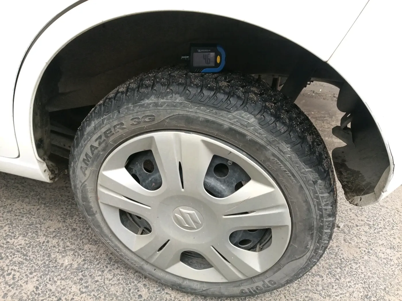 2015 Maruti Wagon R 1.0 VXI, Petrol, Manual, 15,091 km, tyre