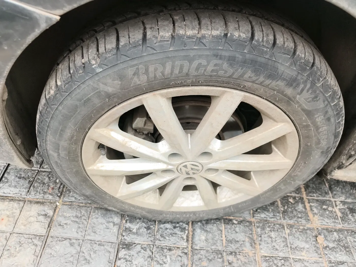 2017 Volkswagen Polo GT TSI AT, Petrol, Automatic, 66,835 km, tyre