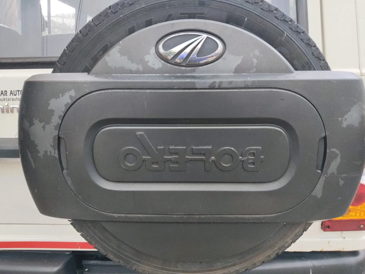 2016 Mahindra Bolero SLE BS IV, Diesel, Manual, 1,41,357 km, tyre