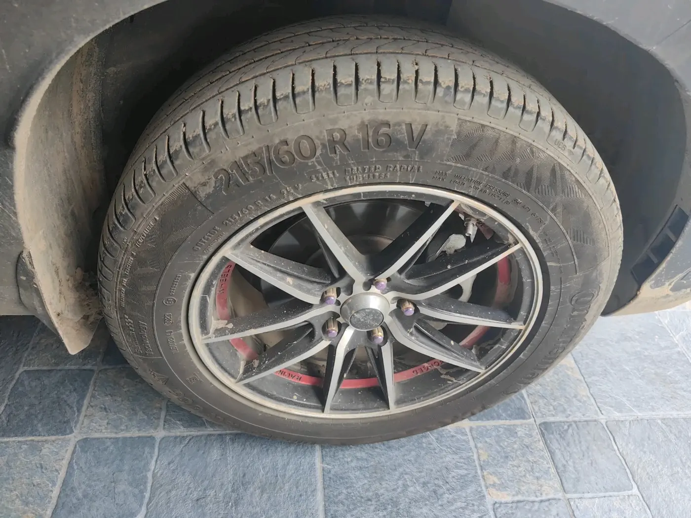 2023 Hyundai VENUE S PLUS 1.5 CRDI, Diesel, Manual, 35,554 km, tyre