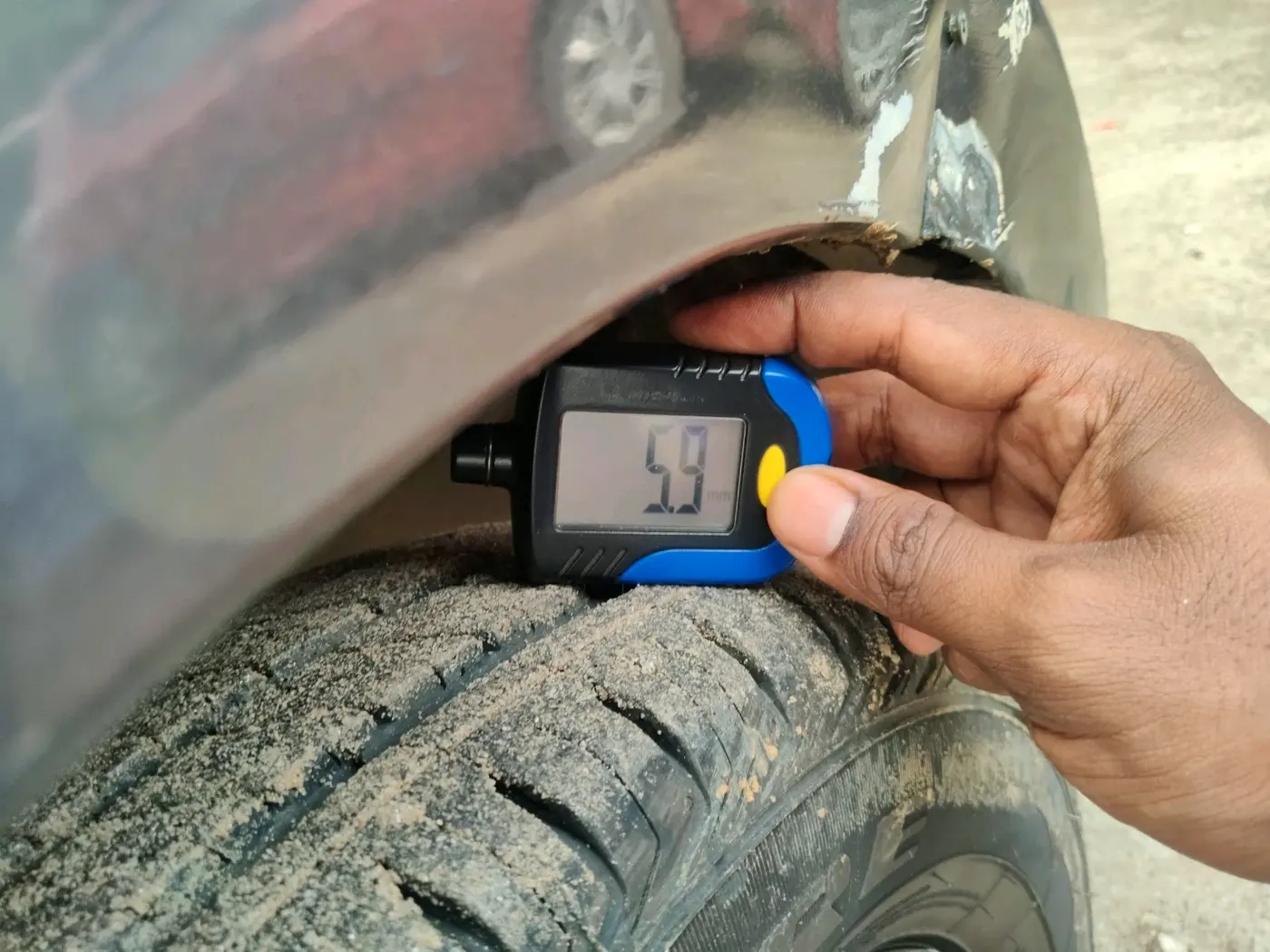 2015 Maruti Alto 800 LXI, Petrol, Manual, 74,305 km, tyre