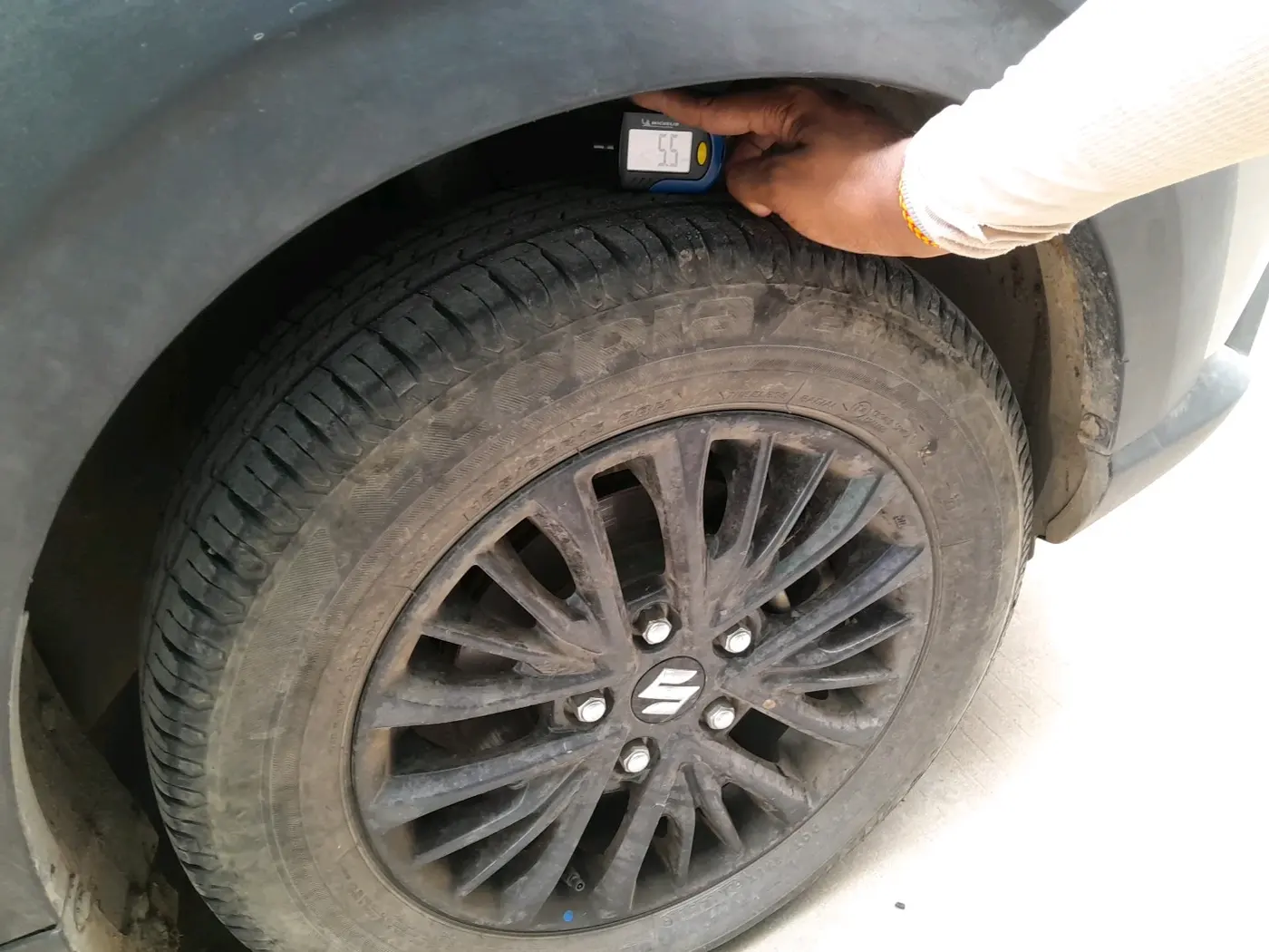 2021 Maruti XL6 ALPHA MT, Petrol, Manual, 26,302 km, tyre
