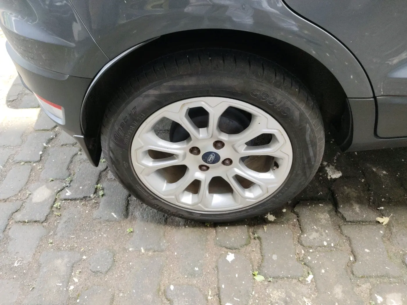 2018 Ford Ecosport TITANIUM + 1.5L PETROL, Petrol, Manual, 59,911 km, tyre