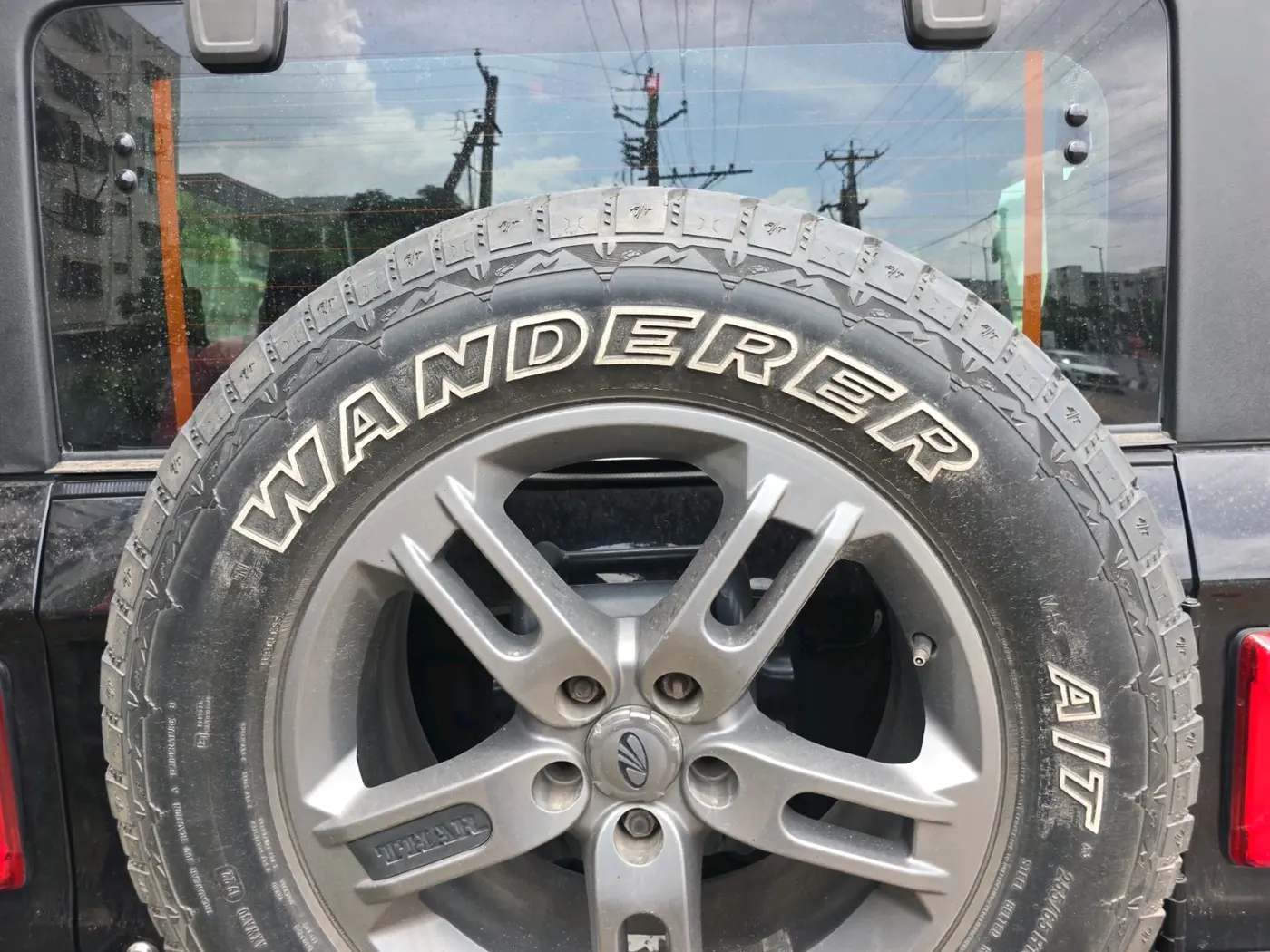 2022 Mahindra Thar LX D AT 4WD HT, Diesel, Automatic, 56,479 km, tyre