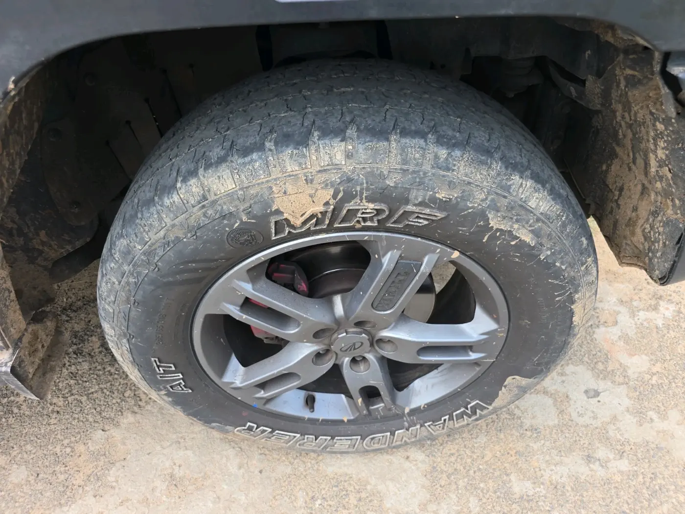 2022 Mahindra Thar LX D AT 4WD HT, Diesel, Automatic, 56,479 km, tyre